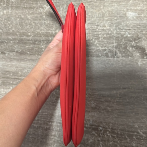 Kate Spade Nylon whistlet - Picture 3 of 5